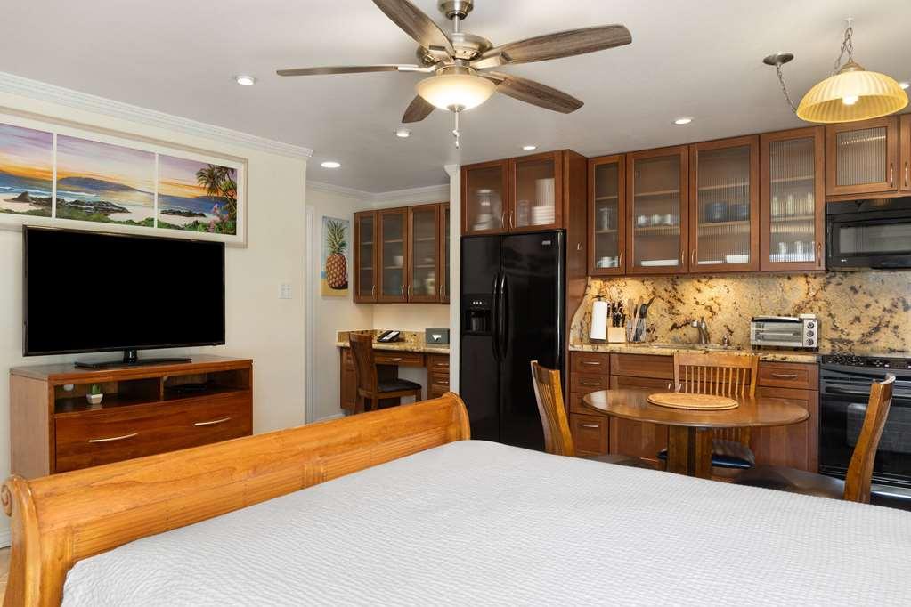 Days Inn By Wyndham Maui Oceanfront Wailea  Rom bilde