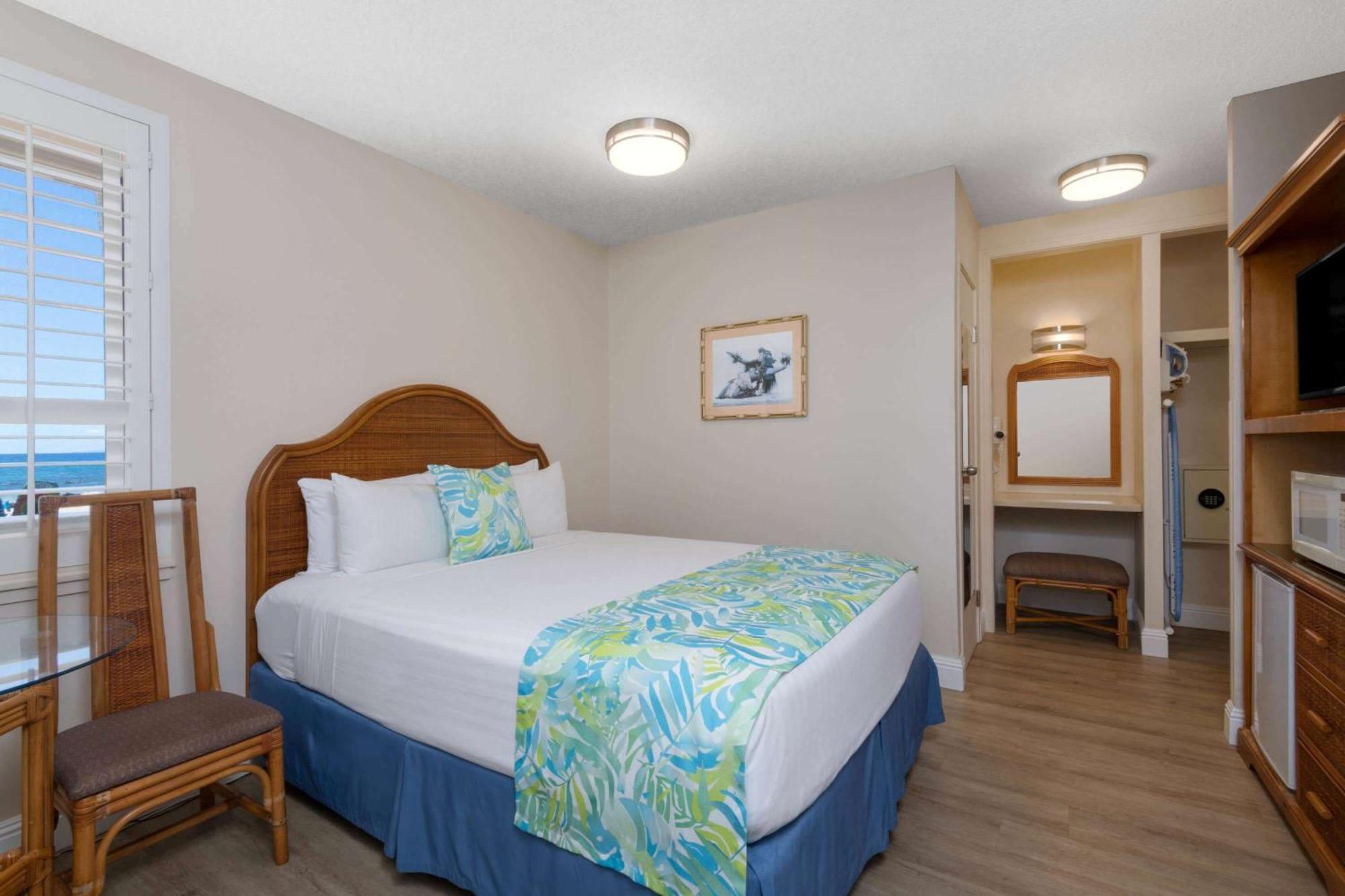 Days Inn By Wyndham Maui Oceanfront Wailea  Eksteriør bilde